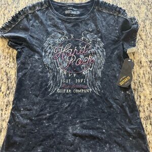 NWT Hard Rock Cafe tshirt. Size Medium